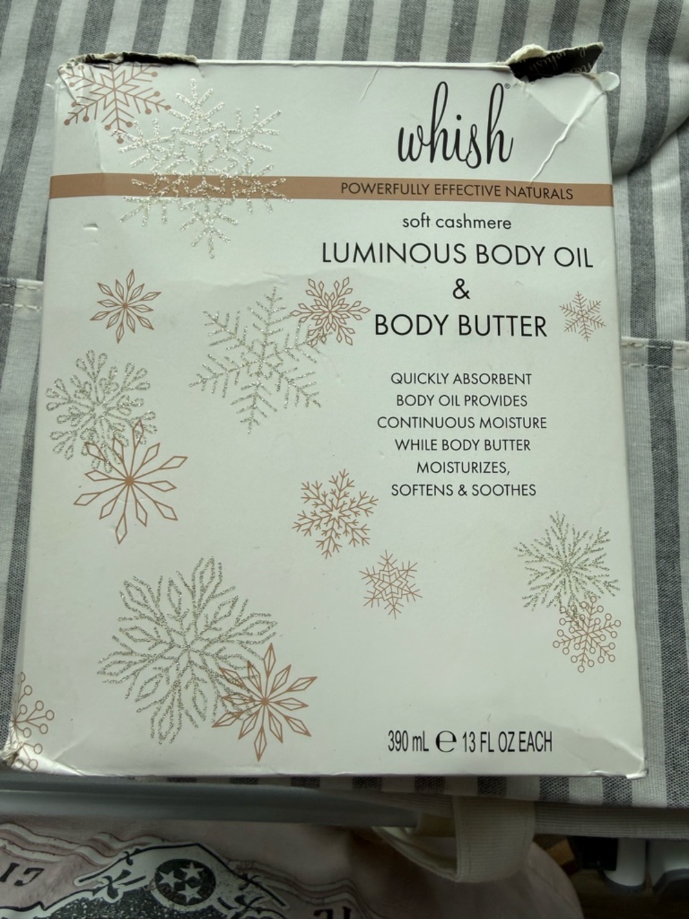 whish Soft Cashmere Luminous Body Oil & Body Butter - White, Gold